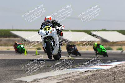 media/Aug-03-2025-TrackDaz (Sun) [[bf4a71acf9]]/A Group/12pm (Wheelie Bump)/
